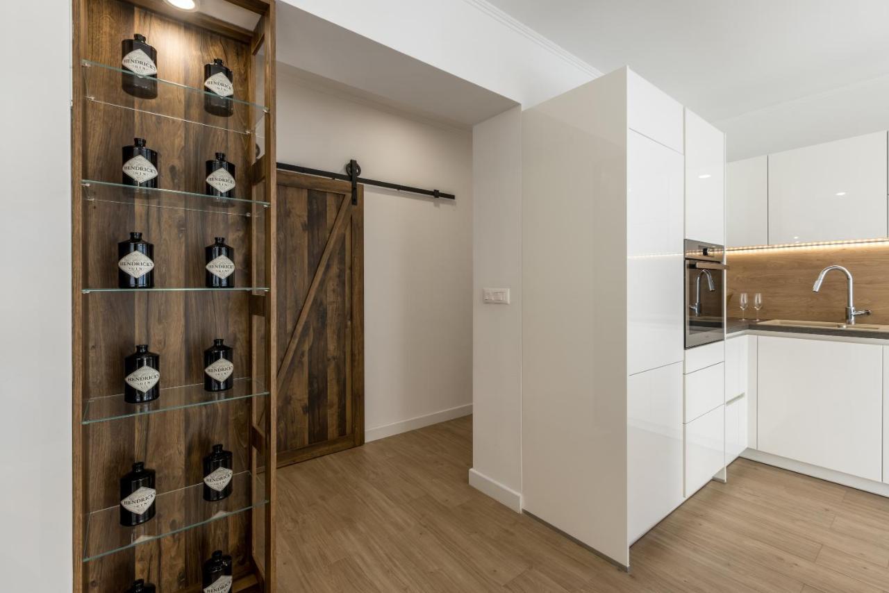 Apartment & Room Ileana Split Bagian luar foto