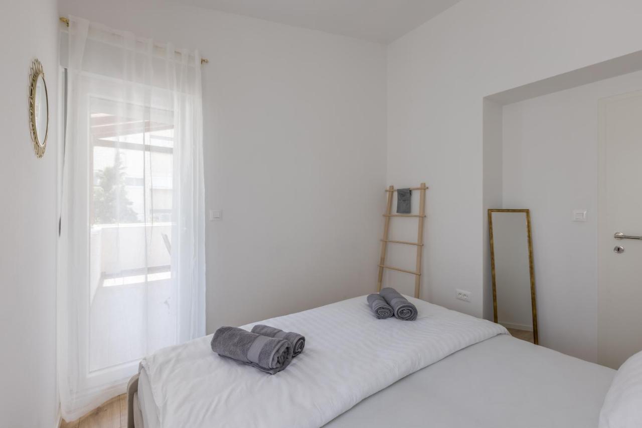 Apartment & Room Ileana Split Bagian luar foto